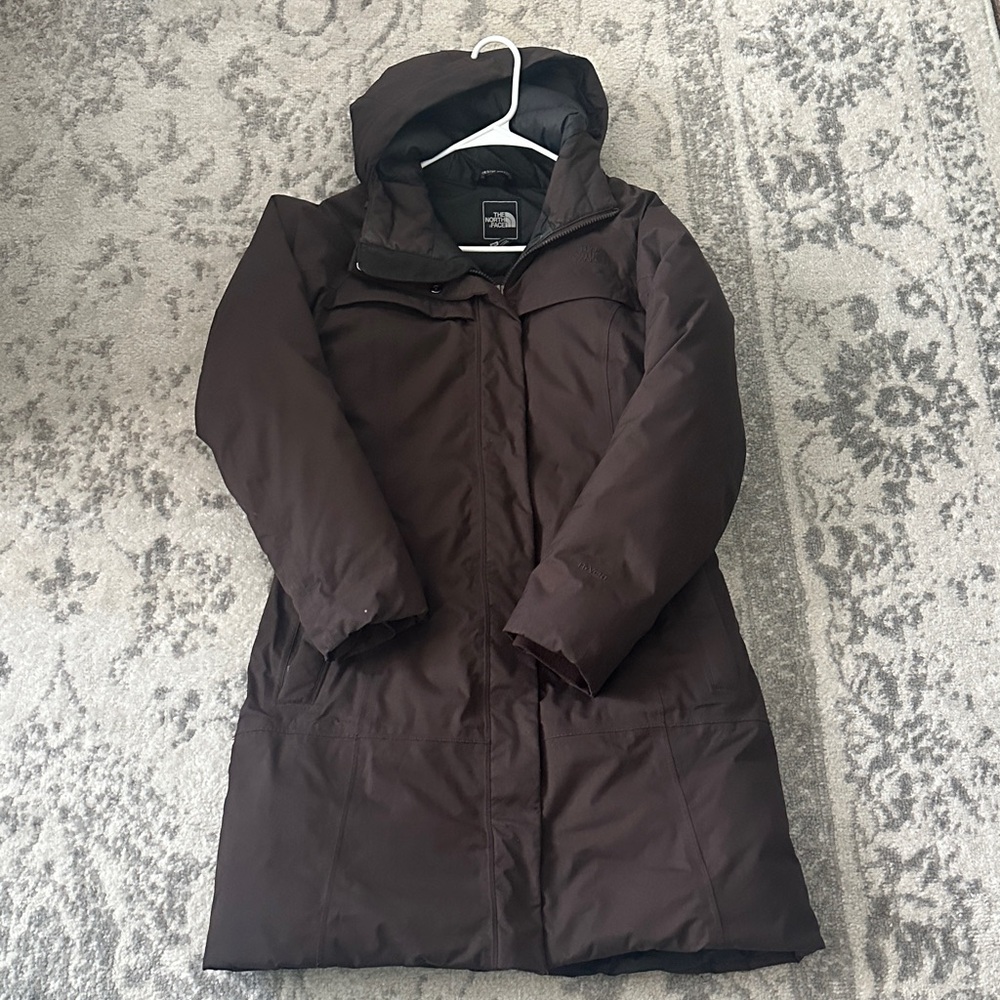 The North Face Brown Hooded Parka- puffer style extremely warm